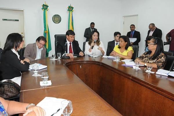 Governador envia reajuste dos professores para Assembleia Legislativa