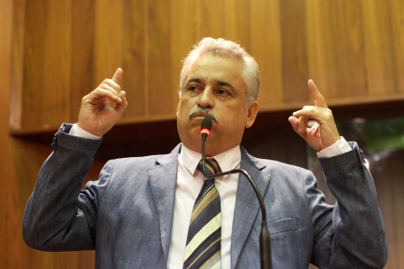 Rios condena o castigo, mas não acredita na inocência de Lula