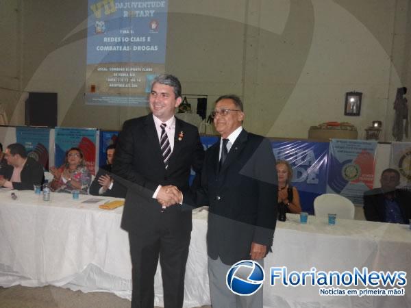 Rotary Club M&eacute;dio Parna&iacute;ba realizou abertura da VII Confer&ecirc;ncia da Juventude em Floriano.(Imagem:FlorianoNews)