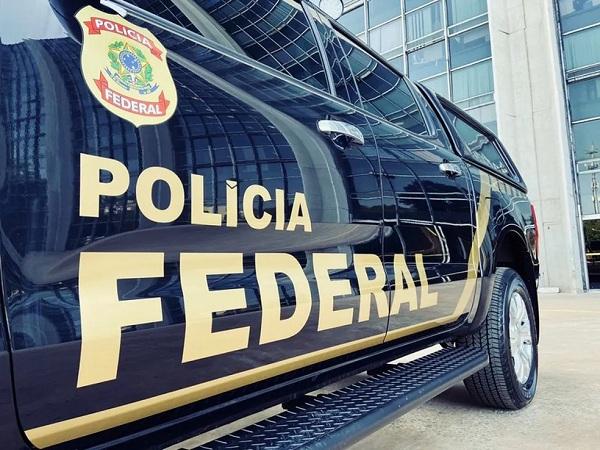 Bolsonaro usa exceção e autoriza nomeação de até 561 aprovados em concurso da Polícia Federal