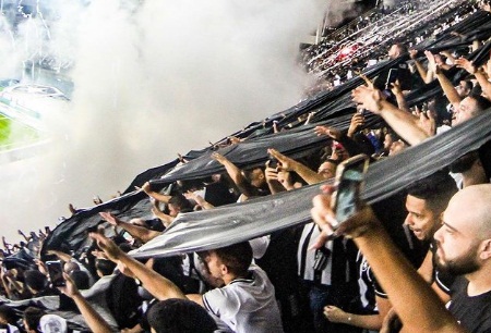 Sem técnicos, Botafogo e Vasco fazem Clássico da Amizade