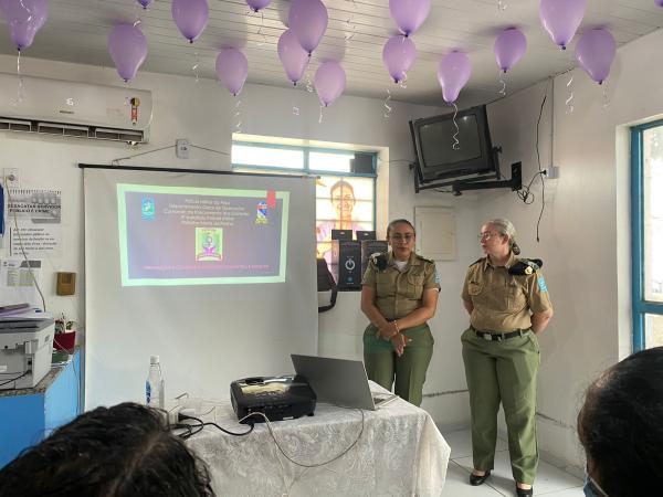 Patrulha Maria da Penha realiza palestra sobre violência doméstica em Floriano