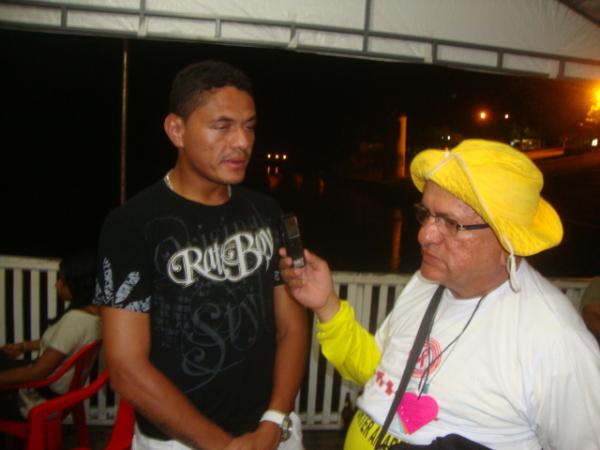 Entrevista com jogador Elder(Imagem:reda&ccedil;ao)