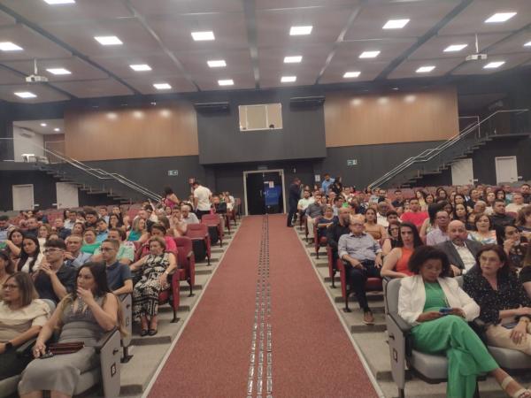 UNIFAESF realiza aula inaugural do curso de Medicina em Floriano(Imagem:FlorianoNews)