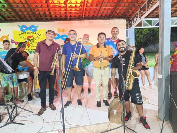 2&ordf; Pr&eacute;via de carnaval do SINTE Floriano agita Clube dos Professores(Imagem:Floriano News)