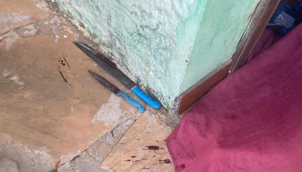 Mulher é morta com golpes de faca e marido é o principal suspeito
