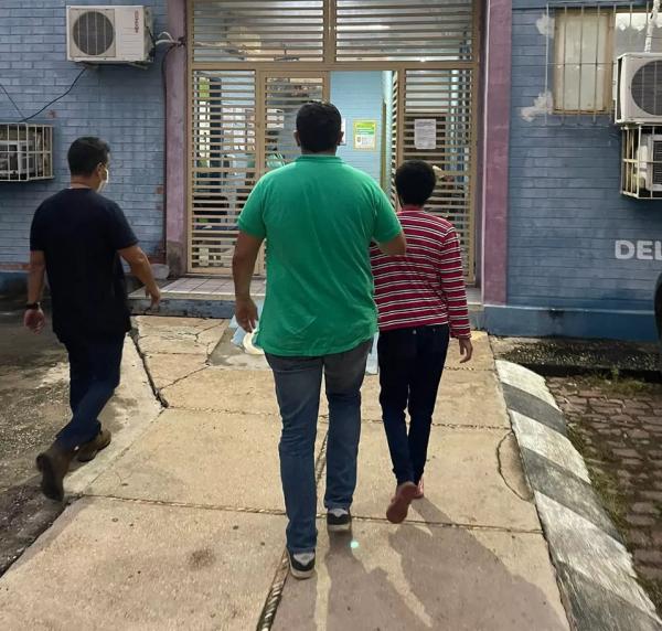 Pai de bebê desaparecido relatou ter cremado bebê após ele morrer por causas naturais