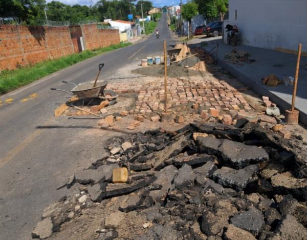 Opera&ccedil;&atilde;o Tapa-Buracos beneficia 26 vias em 13 bairros de Floriano no m&ecirc;s de maio(Imagem:Secom)