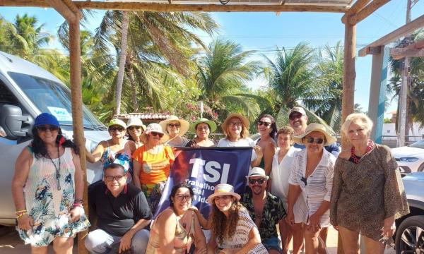 Passeio em Barra Grande marca Semana de Valorização da Pessoa Idosa