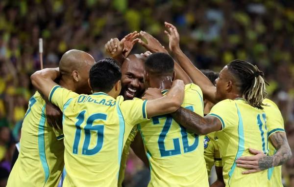 Análise: Seleção cumpre roteiro festivo, mas sai de amistoso com dúvidas e pontos a melhorar