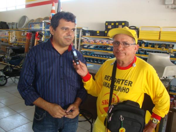 entrevista com o propriet&aacute;rio da loja(Imagem:reda&ccedil;&atilde;o)