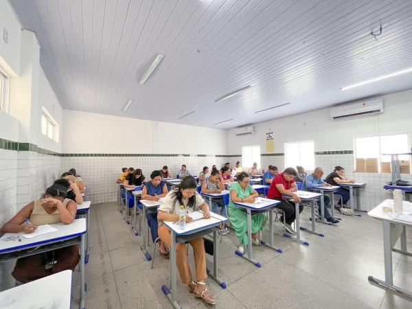 Mais de 300 candidatos realizam primeira etapa de processo seletivo para Nova Maternidade