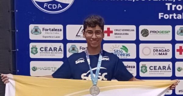 Atleta do Sesc conquista medalha no Troféu Sérgio Silva - Torneio Nordeste de Natação