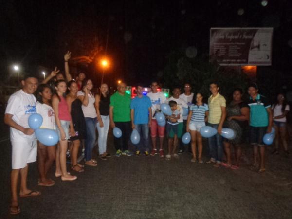 Caminhada contra violência reúne poucas pessoas em Floriano.(Imagem:FlorianoNews)