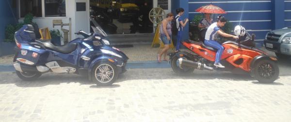 Grupo de amigos realizam turn&ecirc; com Can Am Spider e passam por Floriano.(Imagem:FlorianoNews)