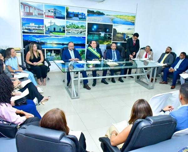 Empossados os novos membros do Comit&ecirc; Gestor de Resultados da Prefeitura de Floriano(Imagem:Reprodu&ccedil;&atilde;o/Prefeitura de Floriano)