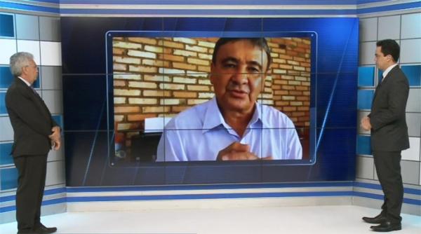 Governador pede decisões técnicas sobre isolamento e manda avião buscar testes em Brasília