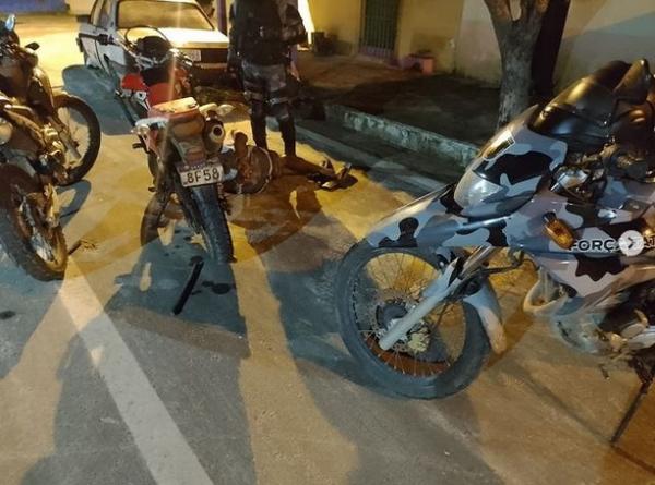 Pol&iacute;cia Militar recupera motocicleta roubada e prende suspeito em Floriano.(Imagem:Divulga&ccedil;&atilde;o/Instagram)