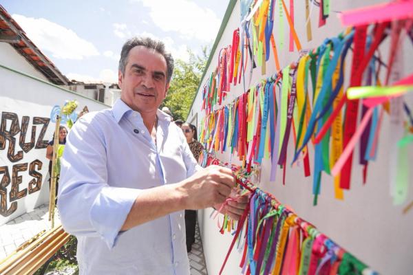 Ciro garante recursos e incentiva turismo religioso em Santa Cruz dos Milagres(Imagem:Ascom)