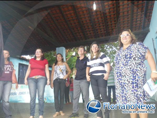 Alunos da rede estadual voltam &agrave;s aulas em Floriano.(Imagem:FlorianoNews)