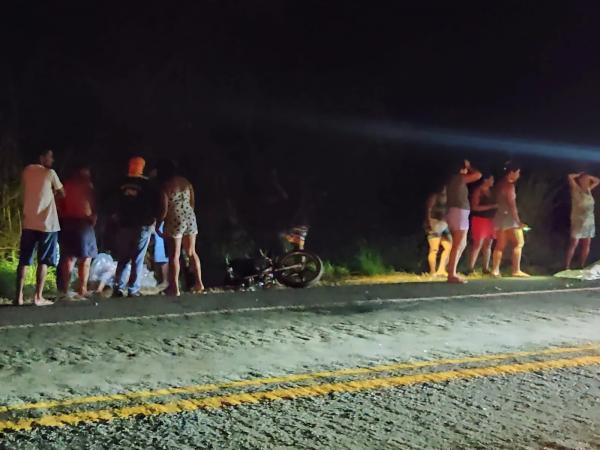 Idoso morre e mulher fica ferida em grave acidente na BR-343 em Altos