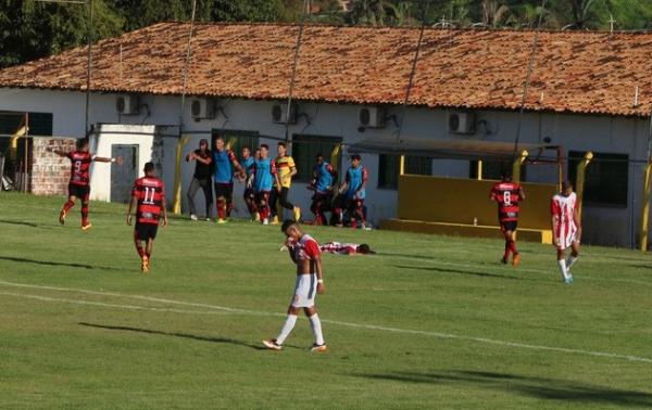 Após primeiro gol no Fla-PI, Geraldo quer espantar mau momento do clube