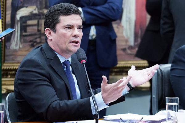 Moro conclui depoimento após ficar mais de 8h em prédio da PF de Curitiba