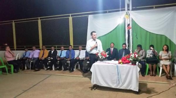 Prefeito de Floriano participa de evento evang&eacute;lico na Localidade Amolar.(Imagem:Waldemir Miranda)