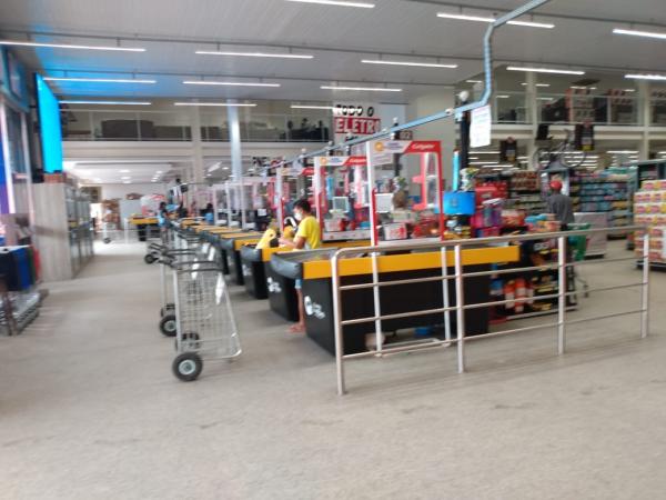 Supermercados ter&atilde;o ponto facultativo neste domingo (02)(Imagem:FlorianoNews)