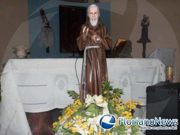 Festejo de S&atilde;o Pio de Pietrelcina &eacute; encerrado em Floriano.(Imagem:FlorianoNews)
