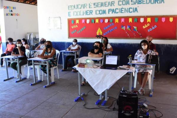 Educação realiza Encontro Pedagógico com coordenadores municipais