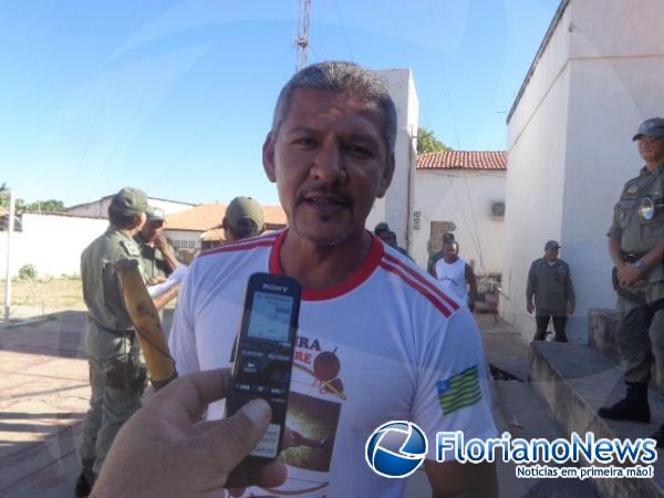Professor Afonso é preso e encaminhado para penitenciária