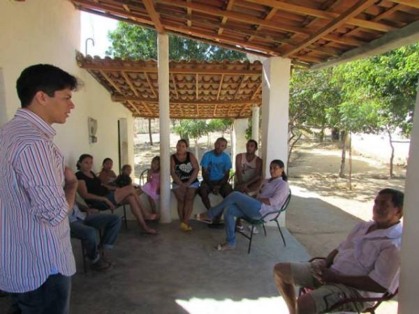 En&eacute;as Maia visita sul do Piau&iacute;.(Imagem:Jaquelina Nascimento)