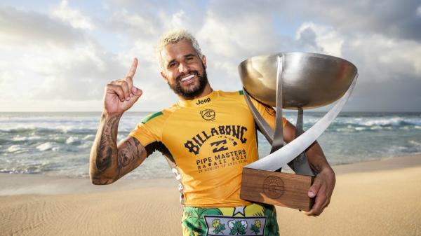 Campe&atilde;o do Mundial de surfe, &Iacute;talo Ferreira pede m&uacute;sica no Fant&aacute;stico.(Imagem:Divulga&ccedil;&atilde;o)