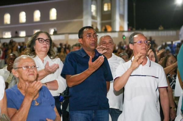  Ciro Nogueira participa do tradicional festejo de S&atilde;o Miguel Arcanjo(Imagem:Ascom)