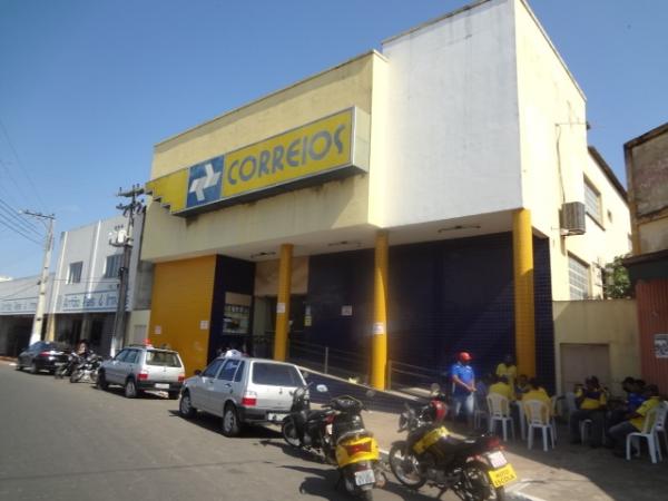 Greve dos Correios continua.(Imagem:FlorianoNews)
