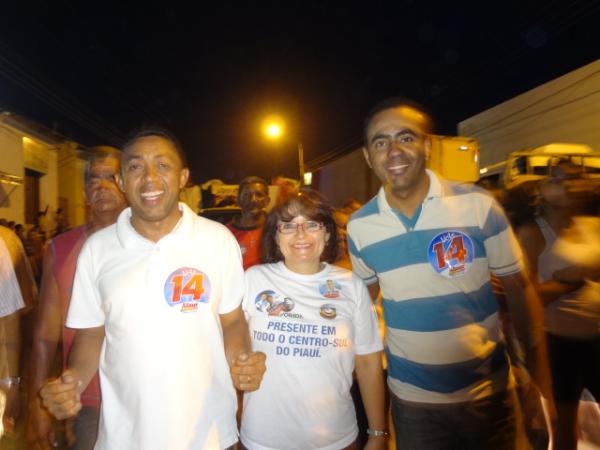 Coliga&ccedil;&atilde;o: Floriano Seguindo em Frente(Imagem:FlorianoNews)
