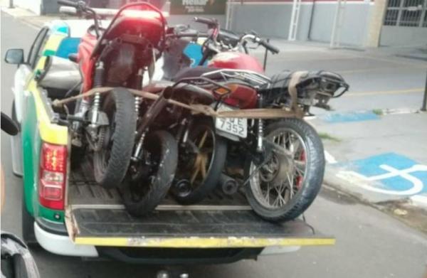 Motociclistas fazem "rolezinho" em ruas de Teresina e têm motos apreendidas