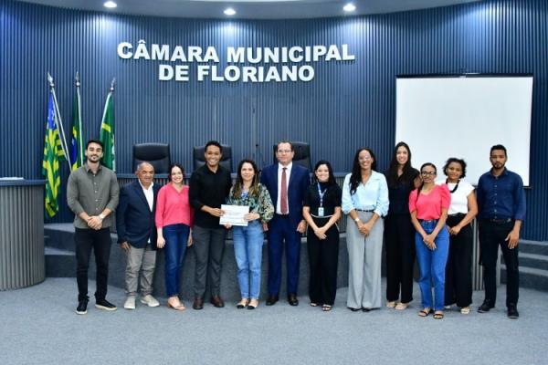 Transparência: Prefeitura de Floriano apresenta Relatório Anual de Gestão 2025.(Imagem:Secom)