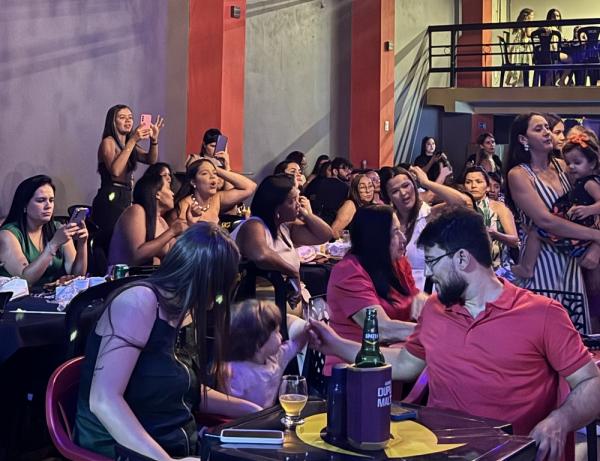 Escola Pequeno Príncipe realiza emocionante baile em homenagem ao Dia das Mães