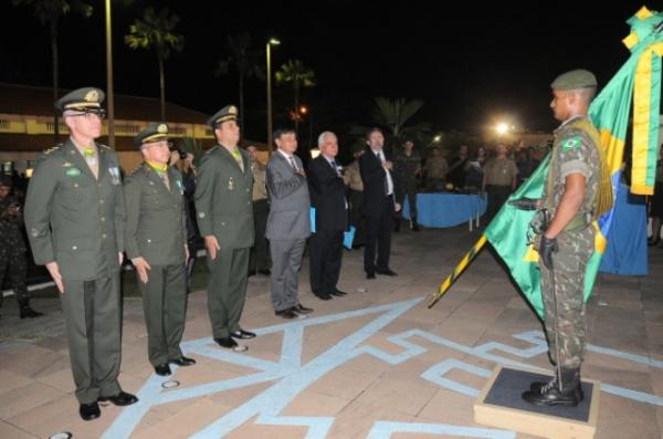 Solenidade em homenagem ao Dia do Piau&iacute; no 2&ordm; BEC.(Imagem:Paulo Barros)