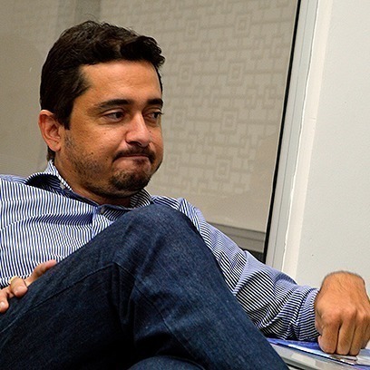 Prefeito preso em operação do GAECO vai usar tornozeleira eletrônica