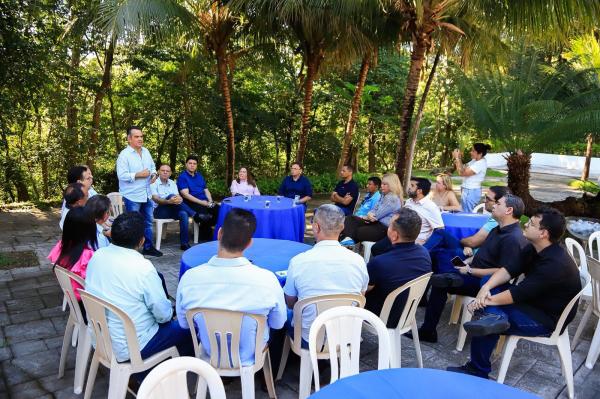 Ciro Nogueira recebe grupo de vereadores de Teresina.(Imagem:Ascom)