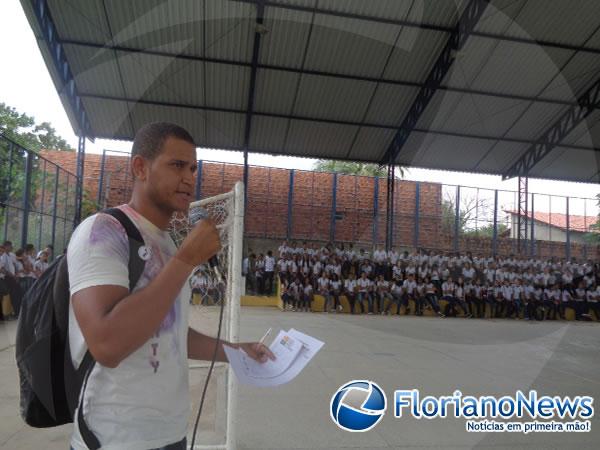 CEEP realiza palestra sobre import&acirc;ncia do gr&ecirc;mio estudantil.(Imagem:FlorianoNews)