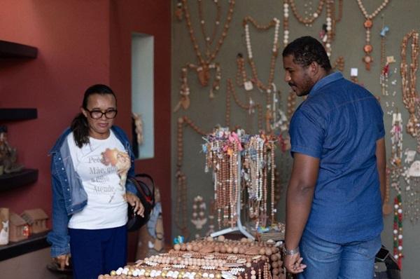 Cooperart-Poty atrai turistas e garante renda de 39 mulheres artesãs