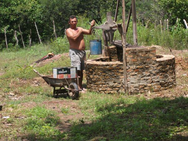 STTR denuncia abandono de materiais do Luz para Todos. (Imagem:S&iacute;lvio Vieira)