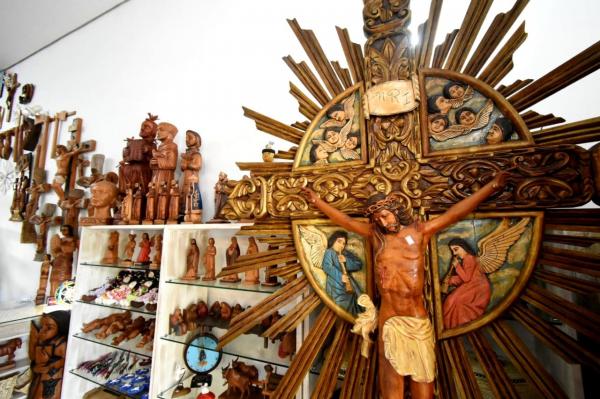 Exposição celebra a Semana de Valorização da Arte Santeira do Piauí