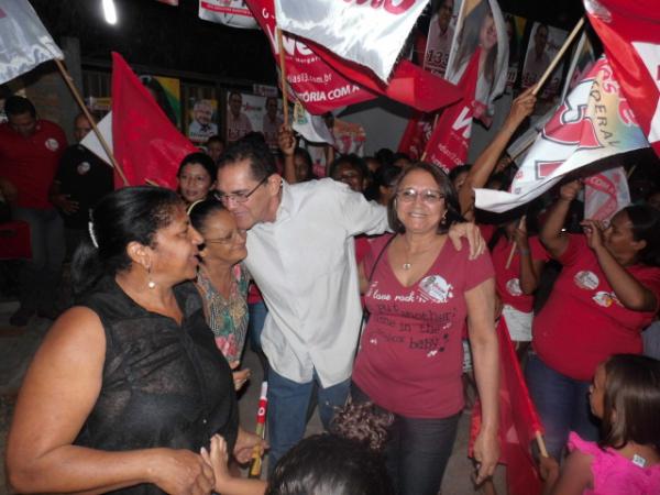 Oscar Proc&oacute;pio realiza palestra no bairro Taboca, em Floriano.(Imagem:Assessoria de Comunica&ccedil;&atilde;o)