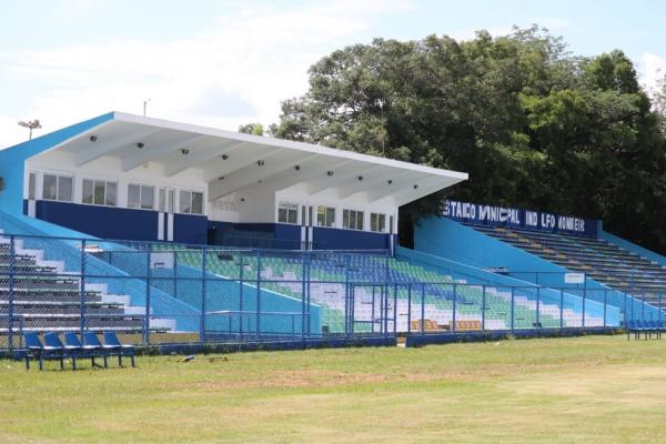 Por reparos no gramado, estádio Lindolfo Monteiro tem atividades esportivas suspensas