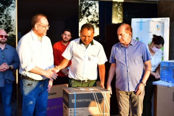 Prefeitura de Floriano entrega prêmios aos ganhadores da campanha IPTU premiado(Imagem:Secom)